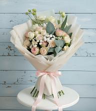 Букет цветов из:  Розы и Лизиантусы в Бутово