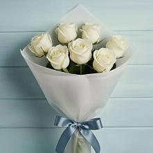 Букет 7 Белых роз Эдлесс Лав в Бутово