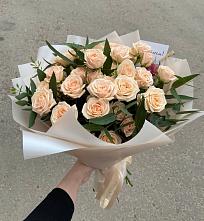 Букет Кремовые розы Латте в Бутово