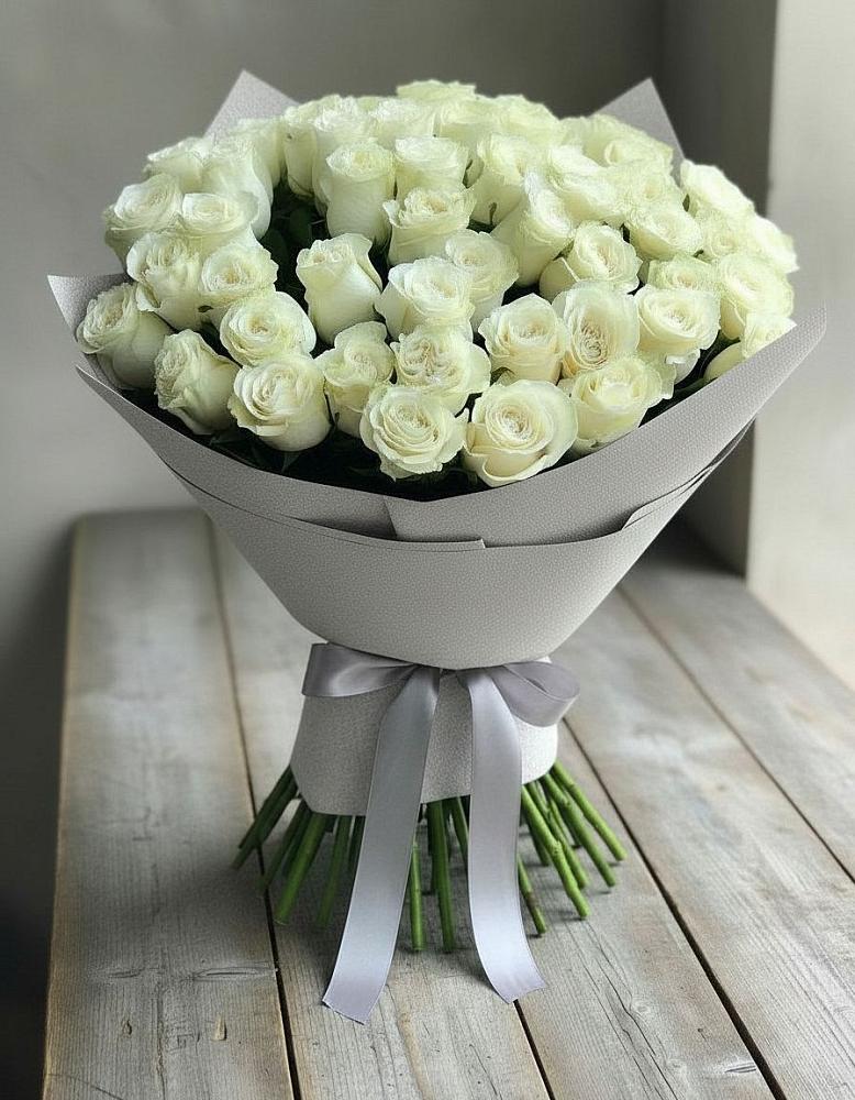 Букет 35 Белых роз в Бутово