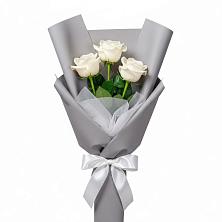 Букет 3 белые розы в Бутово