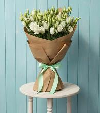 Букет цветов из:  Лизиантусы в Бутово