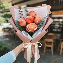 Букет цветов из:  Розы в Бутово