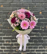 Букет цветов из:  Герберы и Хризантемы в Бутово