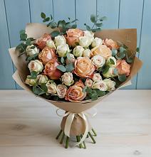 Букет цветов из:  Альстромерии и Розы в Бутово