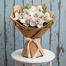 Букет цветов из:  Орхидеи и Розы в Бутово